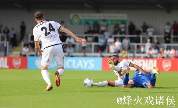 切斯特菲尔德这个进球海报这两天爆火