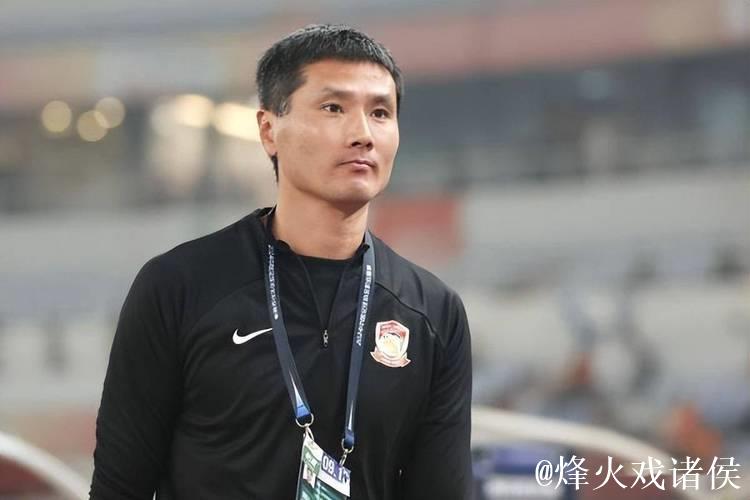 青岛西海岸主帅邵佳一:对手怕什么 我们就做什么! 青岛西海岸主帅邵佳一:对手怕什么 我们就做什么!